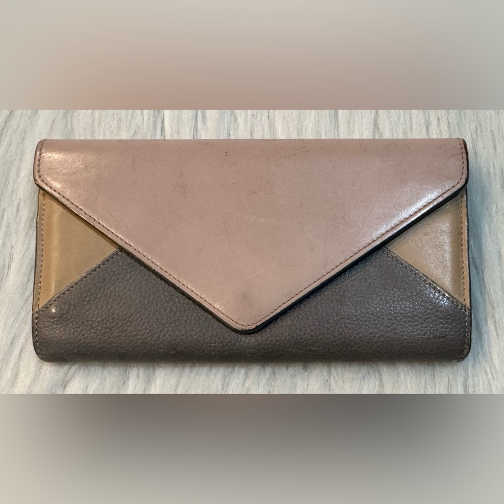 Chloe Tri Color Lambskin Leather Ling Wallet Light Pink Gray Tan GUC